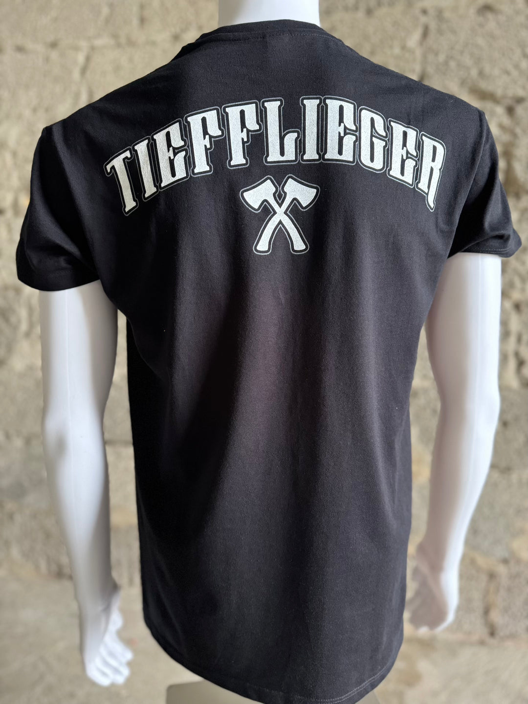 T-Shirt "Tiefflieger Schwarzweiß"